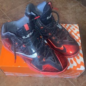 nike lebron 1s